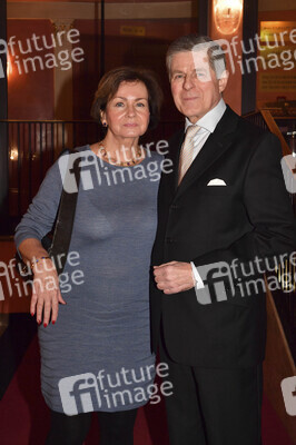 Theaterpremiere 'Hausmeister Krause - Du lebst nur zweimal' in München