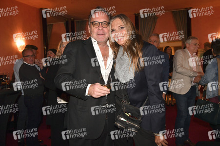 Theaterpremiere 'Hausmeister Krause - Du lebst nur zweimal' in München