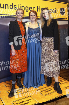 Filmpremiere 'Hundslinger Hochzeit' in München