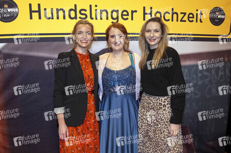 Filmpremiere 'Hundslinger Hochzeit' in München