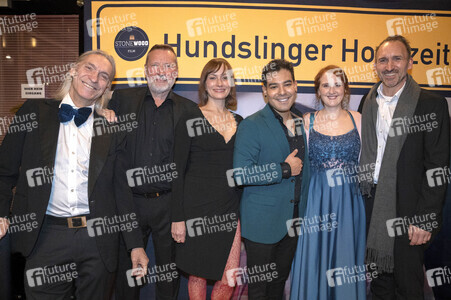 Filmpremiere 'Hundslinger Hochzeit' in München