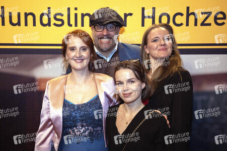 Filmpremiere 'Hundslinger Hochzeit' in München