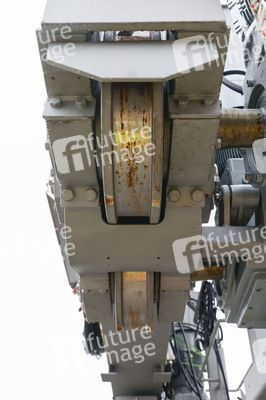 Neue Krananlage im Container-Terminal Köln-Eifeltor