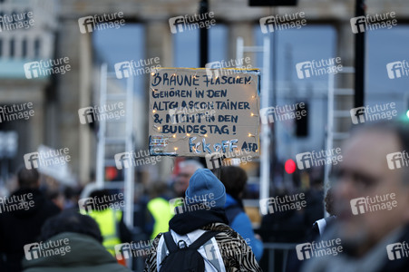 Demonstration gegen den Rechtsruck in Berlin