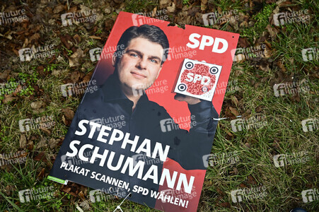Wahlplakate zur Bundestagswahl 2025 in Radeberg