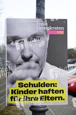 Wahlplakate zur Bundestagswahl 2025 in Radeberg