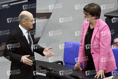 209. Sitzung des Deutschen Bundestages in Berlin