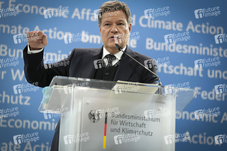 Vorstellung des Jahreswirtschaftsberichts 2025 in Berlin