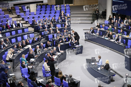 209. Sitzung des Deutschen Bundestages in Berlin