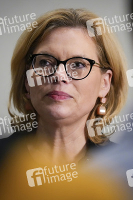 209. Sitzung des Deutschen Bundestages in Berlin