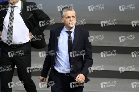 211. Sitzung des Deutschen Bundestages in Berlin