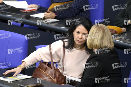 211. Sitzung des Deutschen Bundestages in Berlin