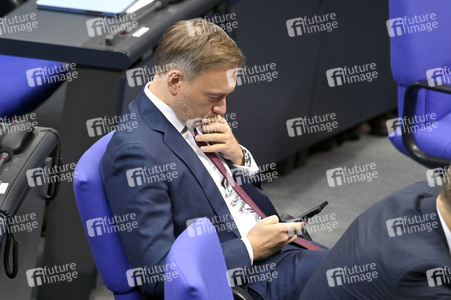 211. Sitzung des Deutschen Bundestages in Berlin