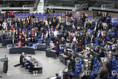 211. Sitzung des Deutschen Bundestages in Berlin