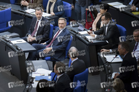 211. Sitzung des Deutschen Bundestages in Berlin