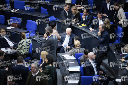 211. Sitzung des Deutschen Bundestages in Berlin