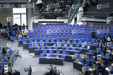 211. Sitzung des Deutschen Bundestages in Berlin