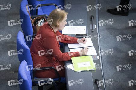 211. Sitzung des Deutschen Bundestages in Berlin