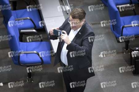 211. Sitzung des Deutschen Bundestages in Berlin