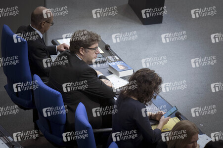 211. Sitzung des Deutschen Bundestages in Berlin