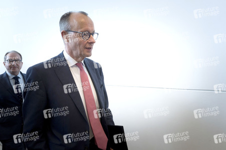 211. Sitzung des Deutschen Bundestages in Berlin