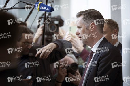 211. Sitzung des Deutschen Bundestages in Berlin