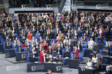 211. Sitzung des Deutschen Bundestages in Berlin