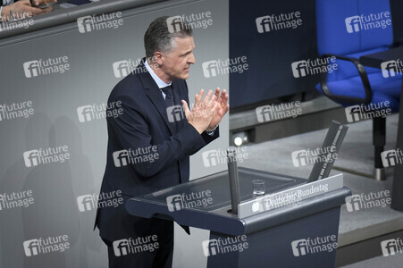 211. Sitzung des Deutschen Bundestages in Berlin