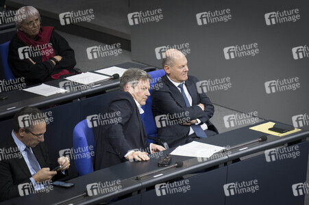 211. Sitzung des Deutschen Bundestages in Berlin