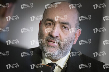 211. Sitzung des Deutschen Bundestages in Berlin