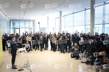 211. Sitzung des Deutschen Bundestages in Berlin