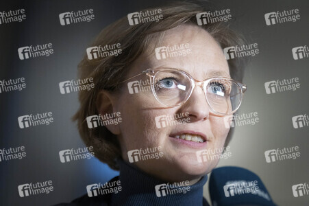 211. Sitzung des Deutschen Bundestages in Berlin