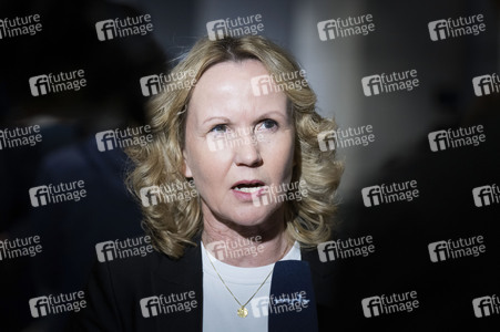 211. Sitzung des Deutschen Bundestages in Berlin