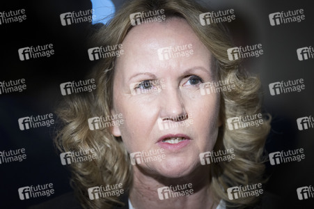 211. Sitzung des Deutschen Bundestages in Berlin