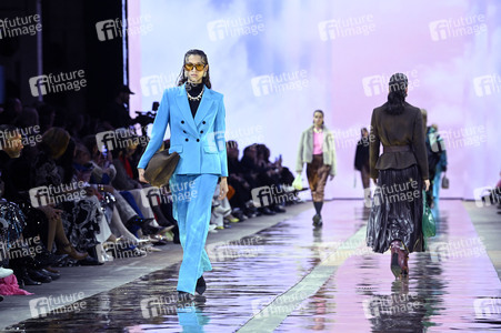 Marc Cain Fashion Show auf der Berlin Fashion Week A/W 2025 in Berlin