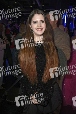 Bunte New Faces Party auf der Berlin Fashion Week A/W 2025 in Berlin