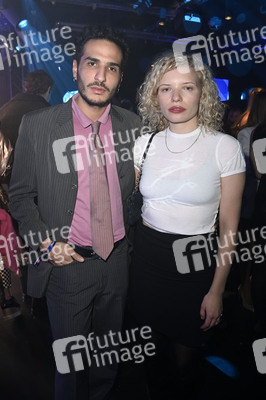 Bunte New Faces Party auf der Berlin Fashion Week A/W 2025 in Berlin