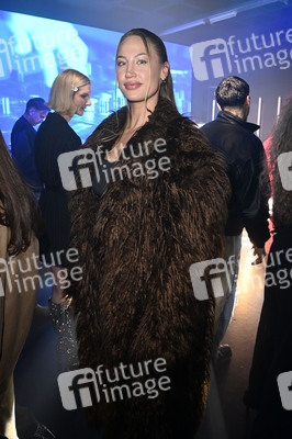 Bunte New Faces Party auf der Berlin Fashion Week A/W 2025 in Berlin