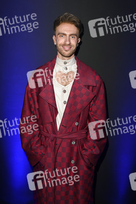 Bunte New Faces Party auf der Berlin Fashion Week A/W 2025 in Berlin