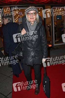 Theaterpremiere 'Keiner hat gesagt, dass Du ausziehen sollst' in Berlin