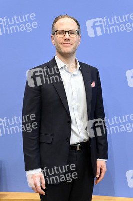 Bundespressekonferenz Vorstellung des Gutachten des Nationalen Normenkontrollrats in Berlin