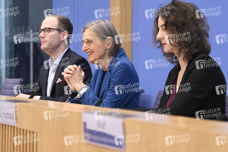 Bundespressekonferenz Vorstellung des Gutachten des Nationalen Normenkontrollrats in Berlin