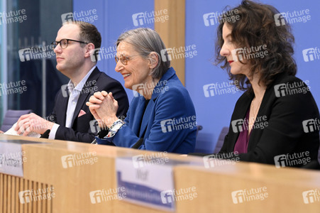 Bundespressekonferenz Vorstellung des Gutachten des Nationalen Normenkontrollrats in Berlin