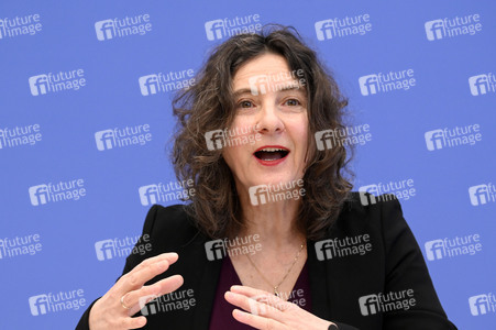 Bundespressekonferenz Vorstellung des Gutachten des Nationalen Normenkontrollrats in Berlin