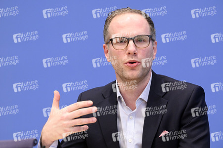 Bundespressekonferenz Vorstellung des Gutachten des Nationalen Normenkontrollrats in Berlin