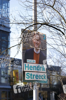 Wahlplakate zur Bundestagswahl 2025 in Bonn