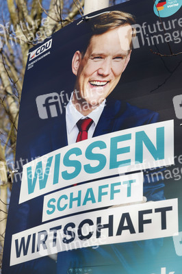 Wahlplakate zur Bundestagswahl 2025 in Bonn