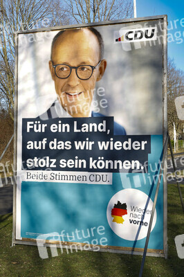 Wahlplakate zur Bundestagswahl 2025 in Bonn