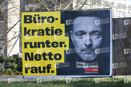 Wahlplakate zur Bundestagswahl 2025 in Bonn