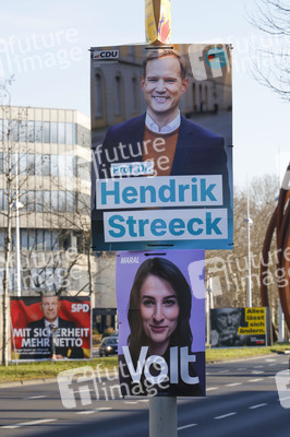 Wahlplakate zur Bundestagswahl 2025 in Bonn